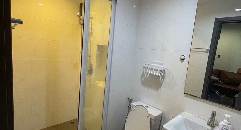 For sale 1 bed condo in Watthana, Bangkok