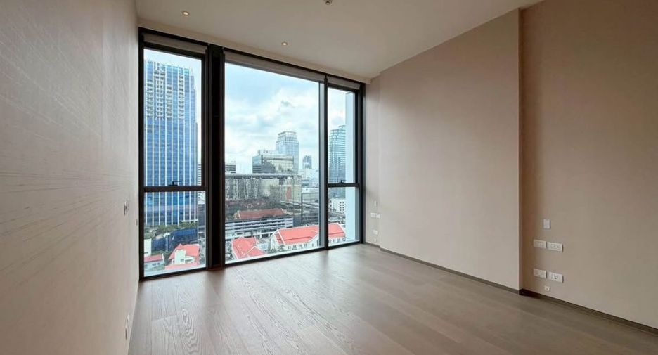For sale 2 bedrooms condo in Pathum Wan, Bangkok
