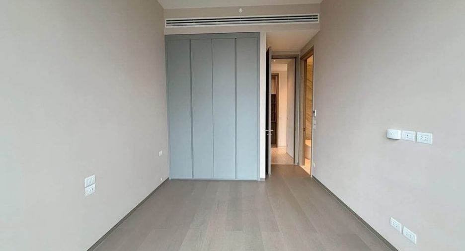 For sale 2 bedrooms condo in Pathum Wan, Bangkok