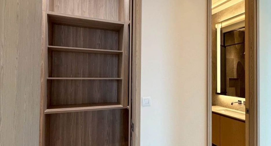For sale 2 bedrooms condo in Pathum Wan, Bangkok