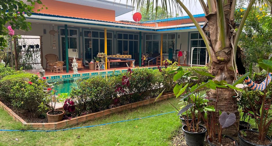 Villa en venta y en alquiler de 2 habitaciones en Saraphi, Chiang Mai