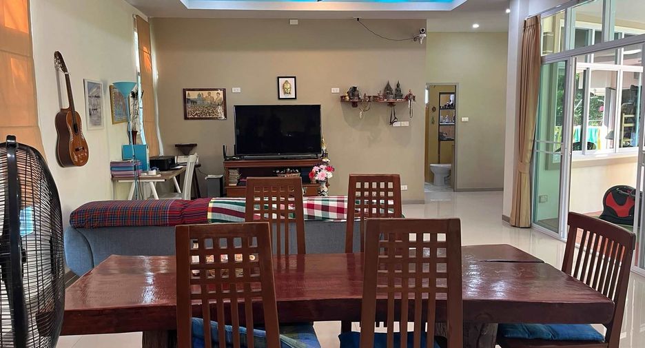 Villa en venta y en alquiler de 2 habitaciones en Saraphi, Chiang Mai