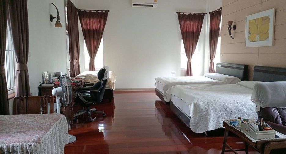 出售 3 卧室 别墅 在 Jomtien, 芭提雅