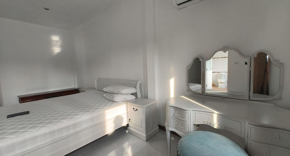 Villa zum Kauf mit 3 Zimmer in Jomtien, Pattaya