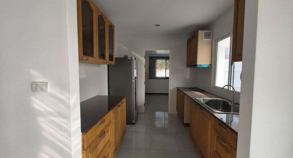 Villa zum Kauf mit 3 Zimmer in Jomtien, Pattaya