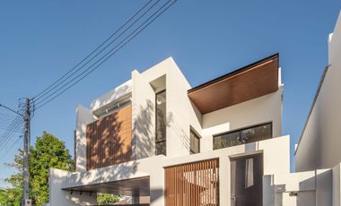 Villa zum Kauf und zur Miete mit 4 Zimmer in Hang Dong, Chiang Mai