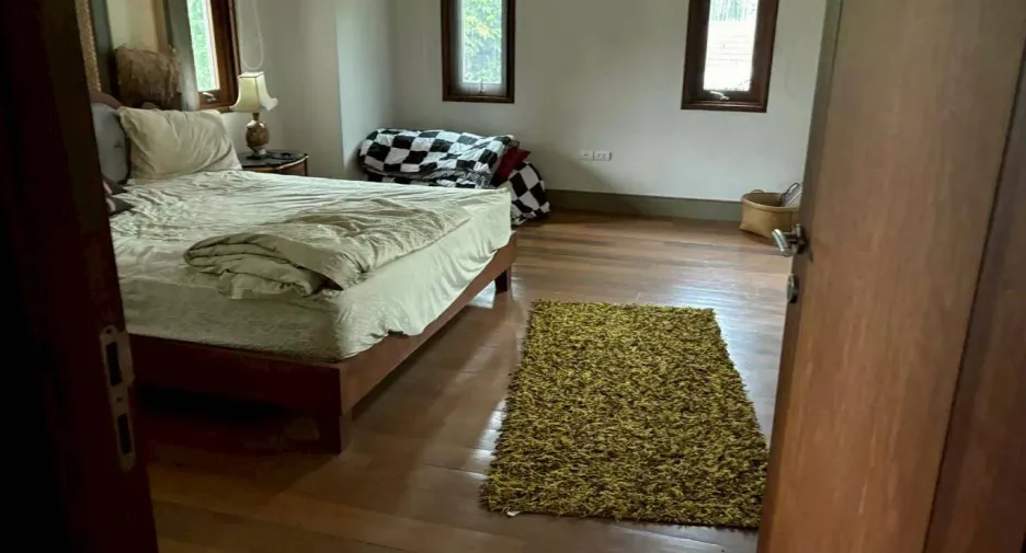 For sale 4 bedrooms house in Mueang Chiang Mai, Chiang Mai