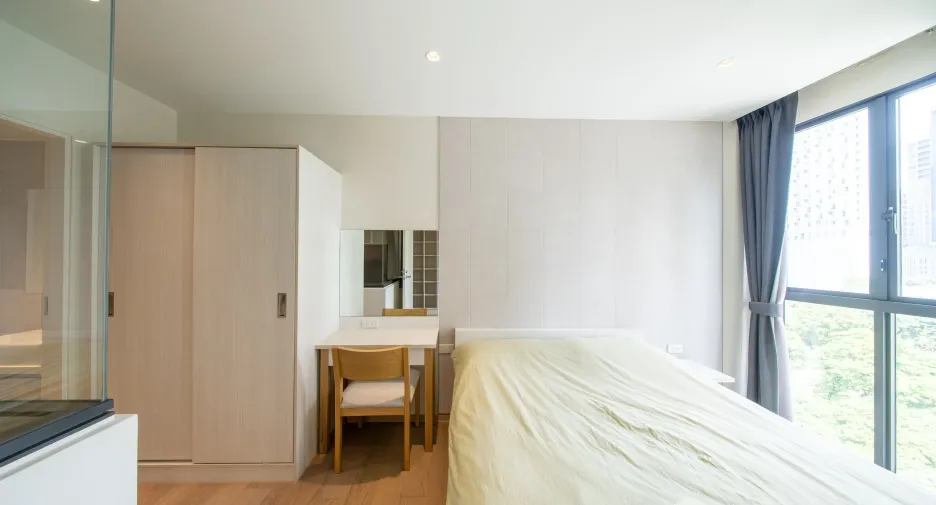 For sale 1 bed condo in Watthana, Bangkok
