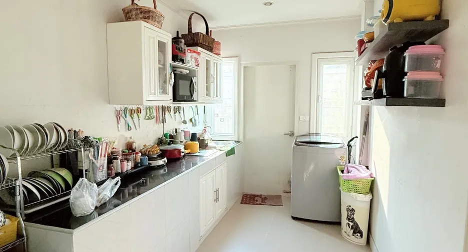 For sale 4 bedrooms house in Bang Phli, Samut Prakan