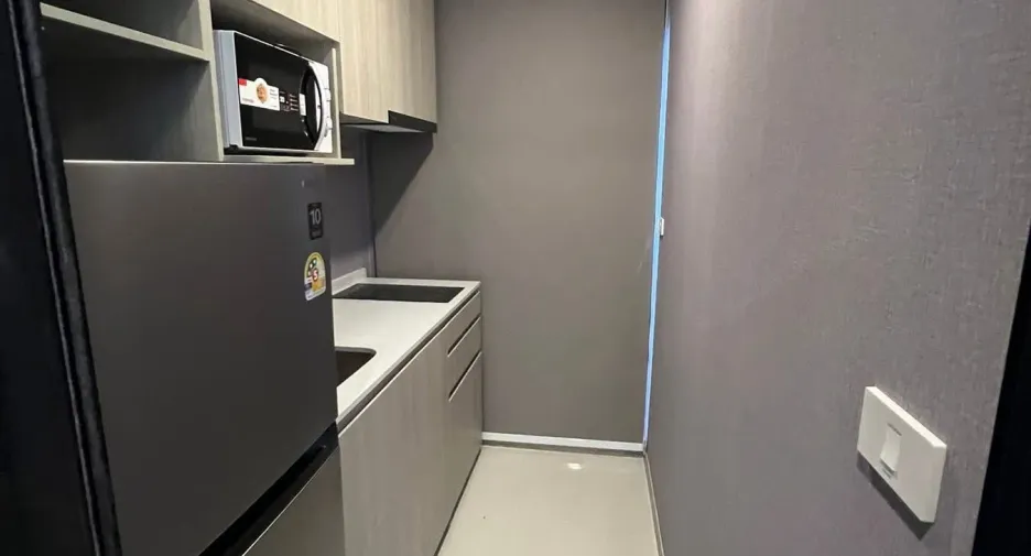 Condo en alquiler de 1 habitaciones en Bang Na, Bangkok
