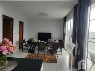 For sale 4 bedrooms house in Mueang Chiang Rai, Chiang Rai