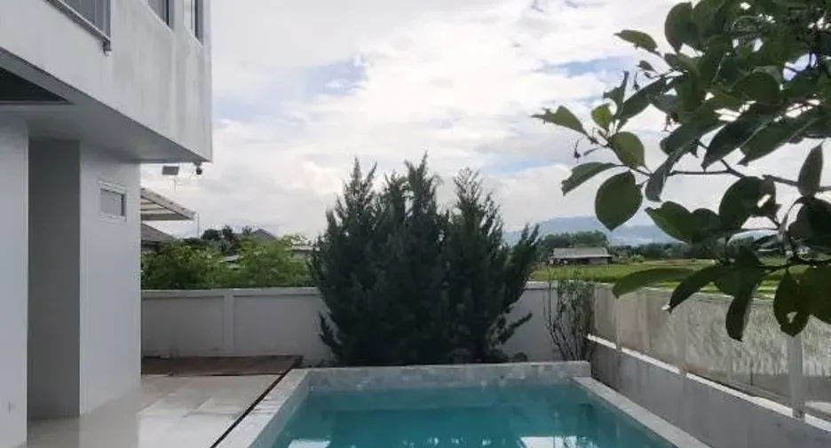 For sale 4 bedrooms house in Mueang Chiang Rai, Chiang Rai