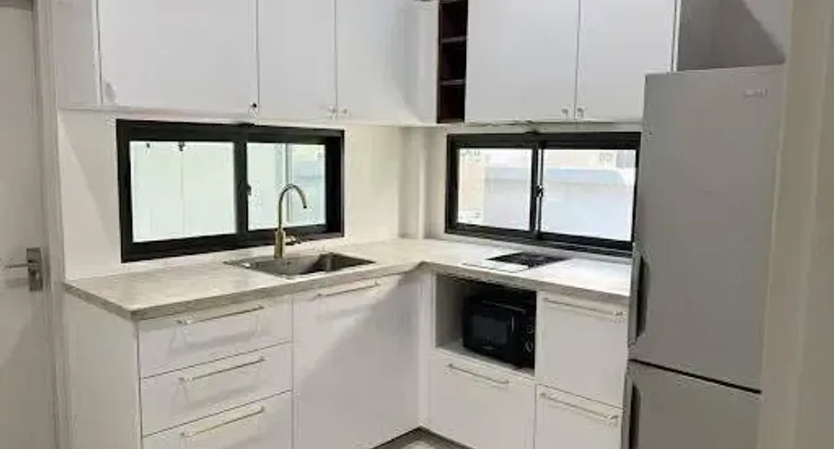 Casa en alquiler de 4 habitaciones en Thanyaburi, Pathum Thani