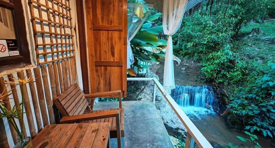 Hotel zum Kauf mit 11 Zimmer in Mae Taeng, Chiang Mai