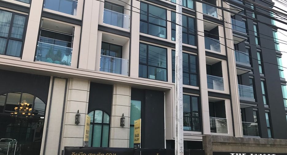 For rent 1 bed condo in Phra Khanong, Bangkok