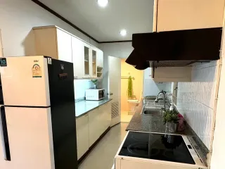 Wohnung zur Miete mit 1 Zimmer in Khlong Toei, Bangkok