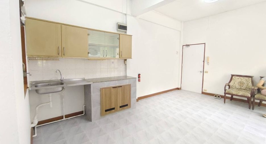 Condo en venta de 2 habitaciones en Prawet, Bangkok