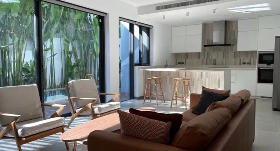 Casa en alquiler de 4 habitaciones en Watthana, Bangkok