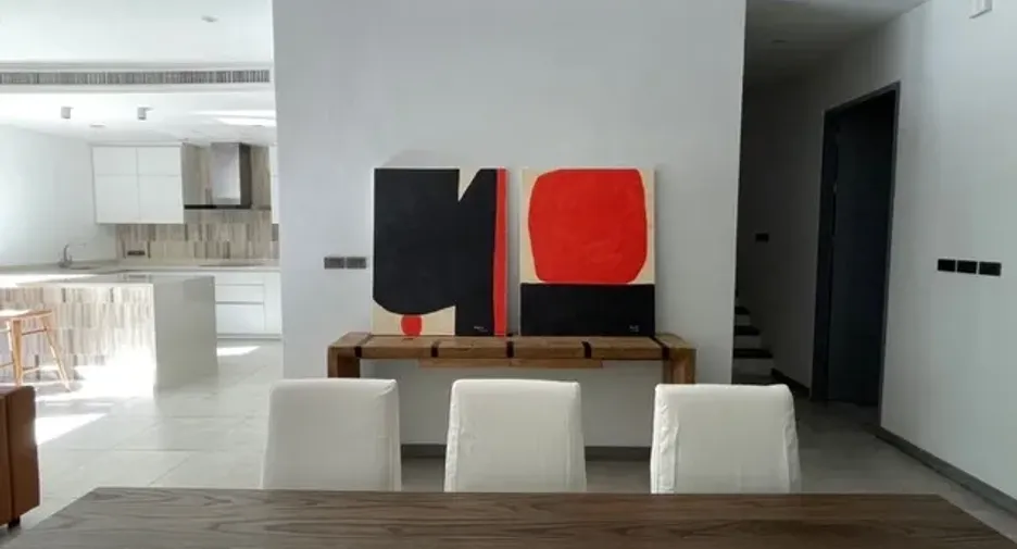 Casa en alquiler de 4 habitaciones en Watthana, Bangkok