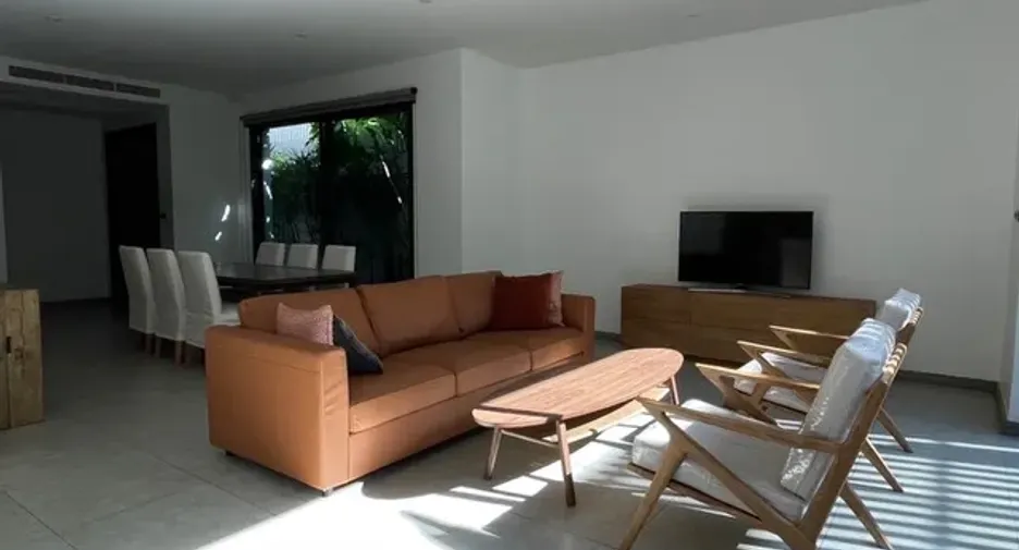 Casa en alquiler de 4 habitaciones en Watthana, Bangkok