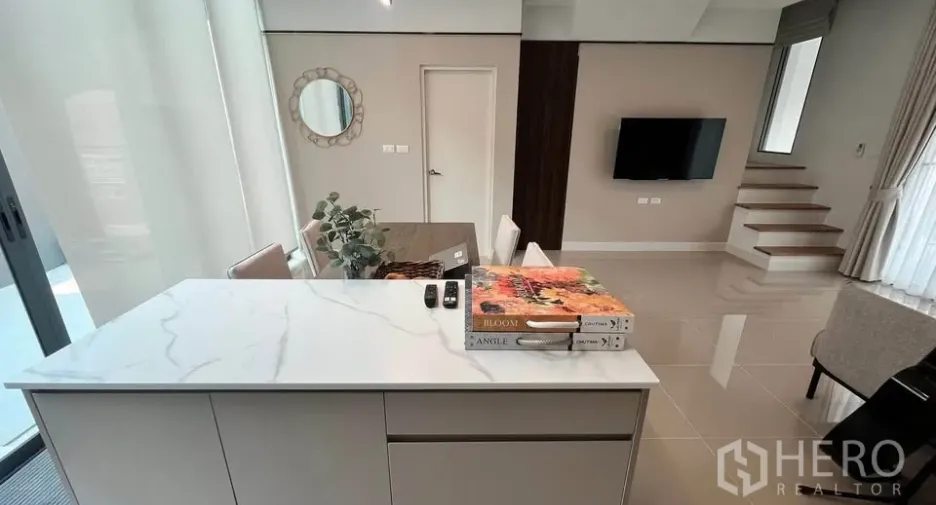 For rent and for sale 3 bedrooms townhouse in Bang Phli, Samut Prakan