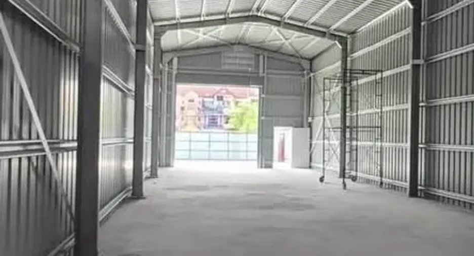 For rent warehouse in Lat Phrao, Bangkok