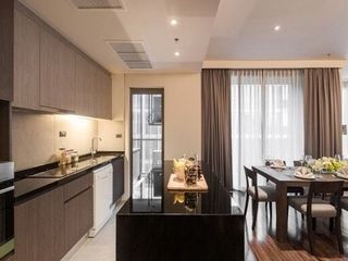 Apartamento en alquiler de 3 habitaciones en Khlong Toei, Bangkok