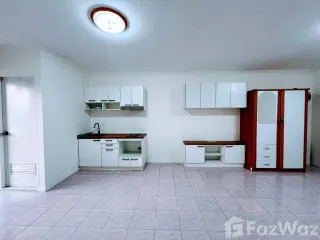 For sale studio condo in Thon Buri, Bangkok