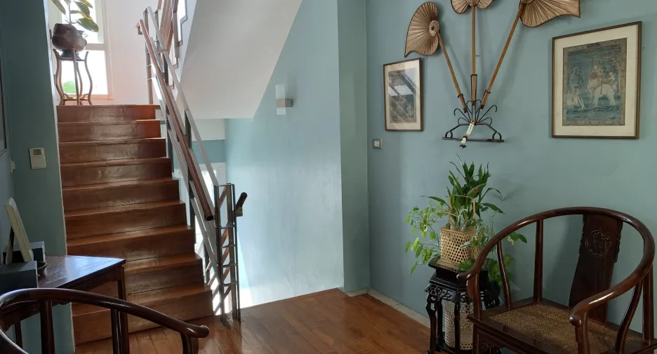 For sale 6 bedrooms house in Khlong Toei, Bangkok