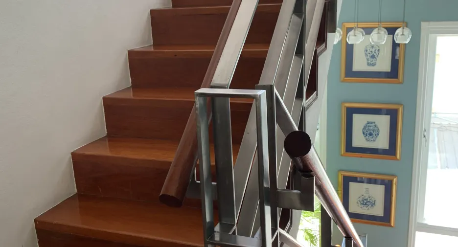 For sale 6 bedrooms house in Khlong Toei, Bangkok