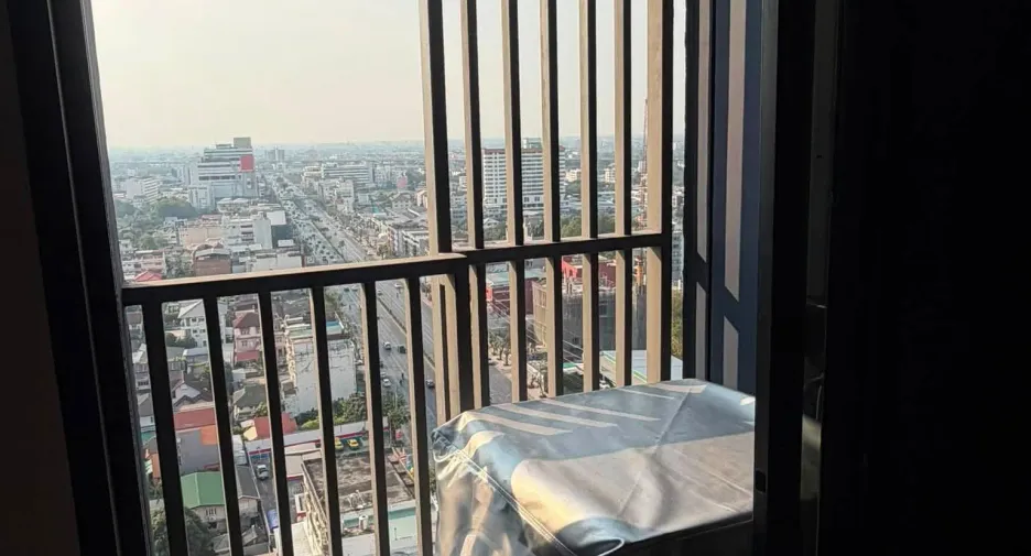 For rent 1 bed condo in Bang Phlat, Bangkok
