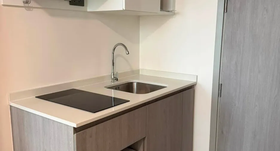 For rent 1 bed condo in Bang Phlat, Bangkok