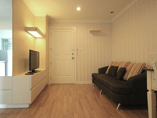 For rent 1 bed condo in Huai Khwang, Bangkok
