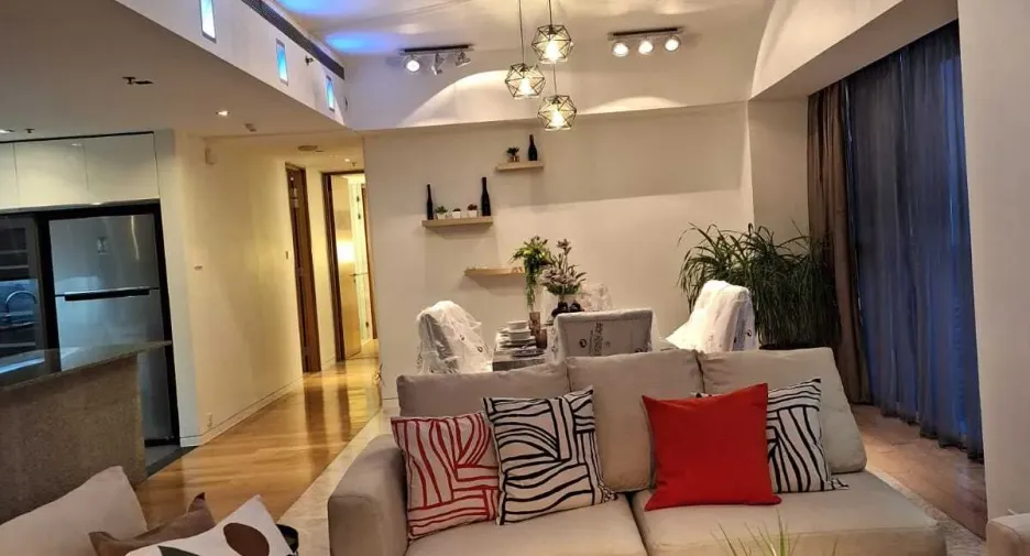 Wohnung zum Kauf und zur Miete mit 3 Zimmer in Sathon, Bangkok