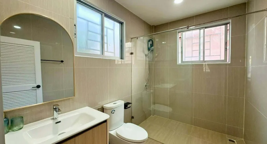 For sale 4 bedrooms villa in Bang Lamung, Chonburi