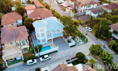 Villa zum Kauf mit 4 Zimmer in Bang Lamung, Chonburi