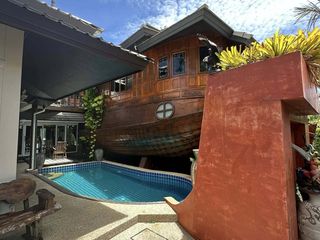 For Rent 4 Bedroom Villa In Bang Lamung, Chonburi