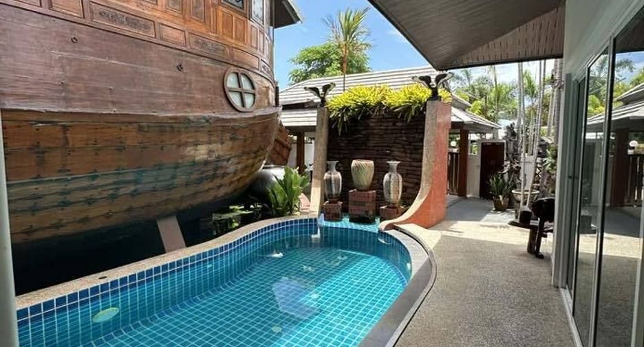 À vendre et à louer 4 chambres villa à Bang Lamung, Chonburi