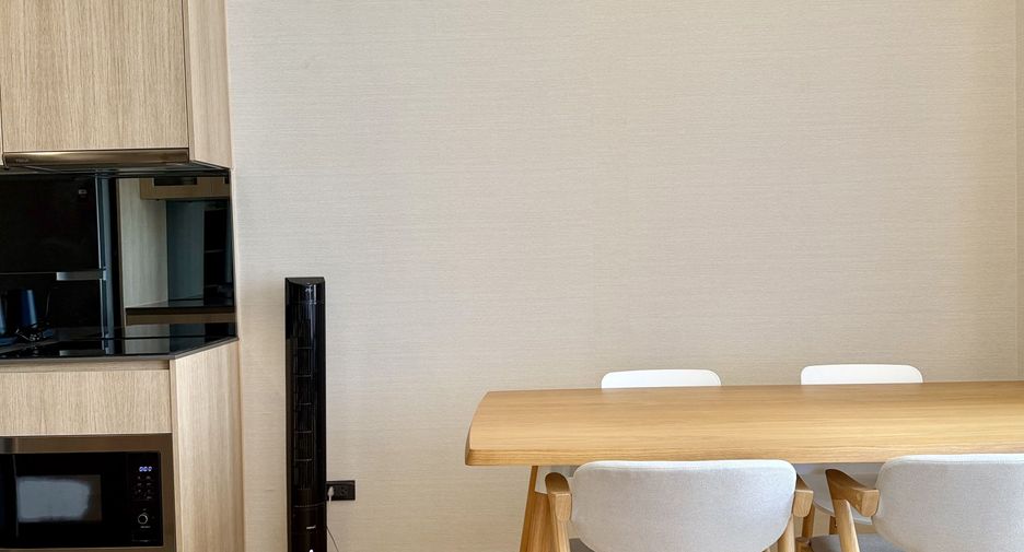 For sale 2 bedrooms condo in Khlong Toei, Bangkok