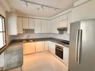 Condo en alquiler de 3 habitaciones en Bang Lamung, Chonburi
