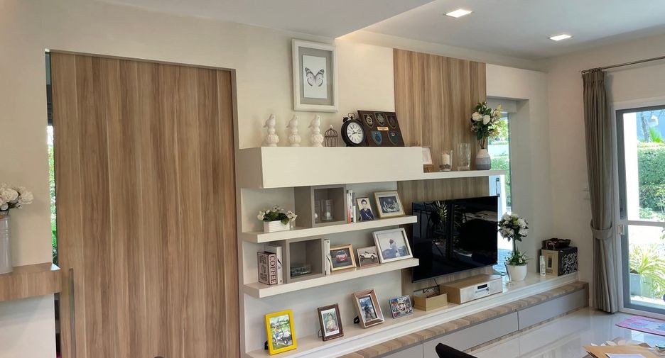 For sale and for rent 2 bedrooms house in San Kamphaeng, Chiang Mai