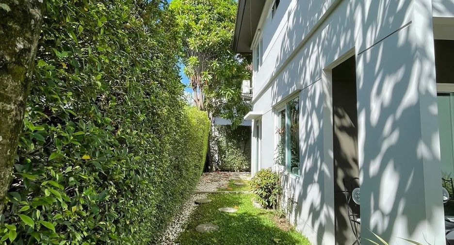 For sale and for rent 2 bedrooms house in San Kamphaeng, Chiang Mai