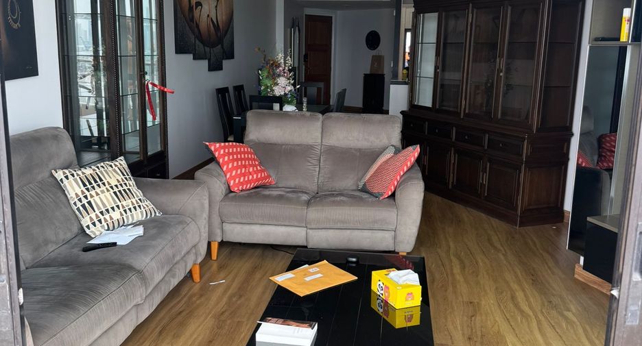 For rent 2 bedrooms condo in Bang Kho Laem, Bangkok