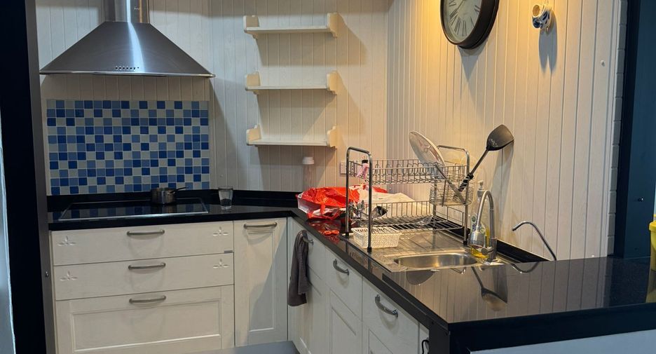 For rent 2 bedrooms condo in Bang Kho Laem, Bangkok