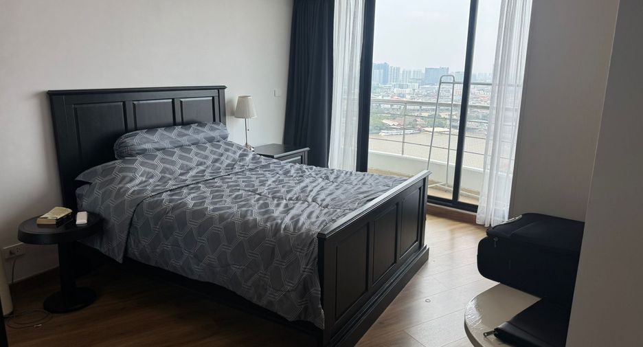 For rent 2 bedrooms condo in Bang Kho Laem, Bangkok