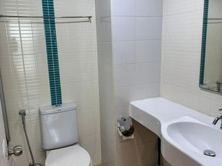 À louer 1 chambre condo à Huai Khwang, Bangkok