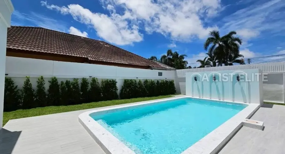 For rent 4 bedrooms house in Bang Lamung, Chonburi