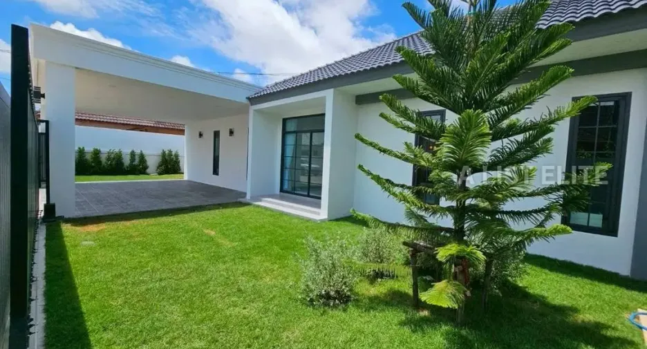 For rent 4 bedrooms house in Bang Lamung, Chonburi