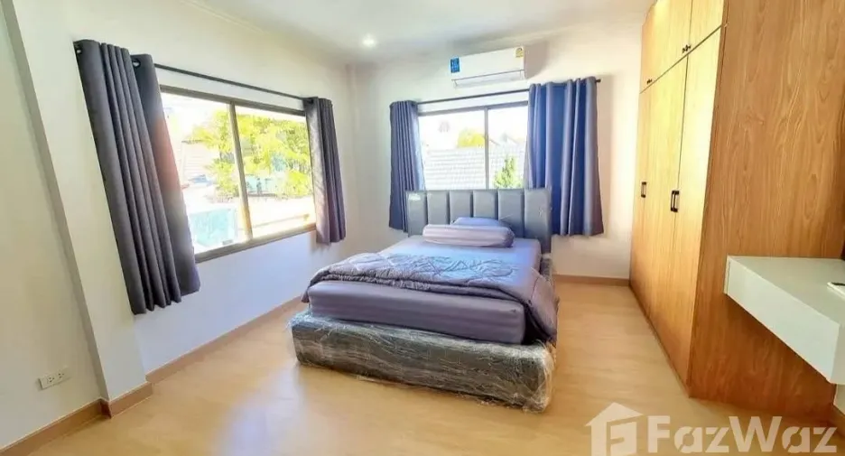 For rent 3 bedrooms house in Si Racha, Chonburi