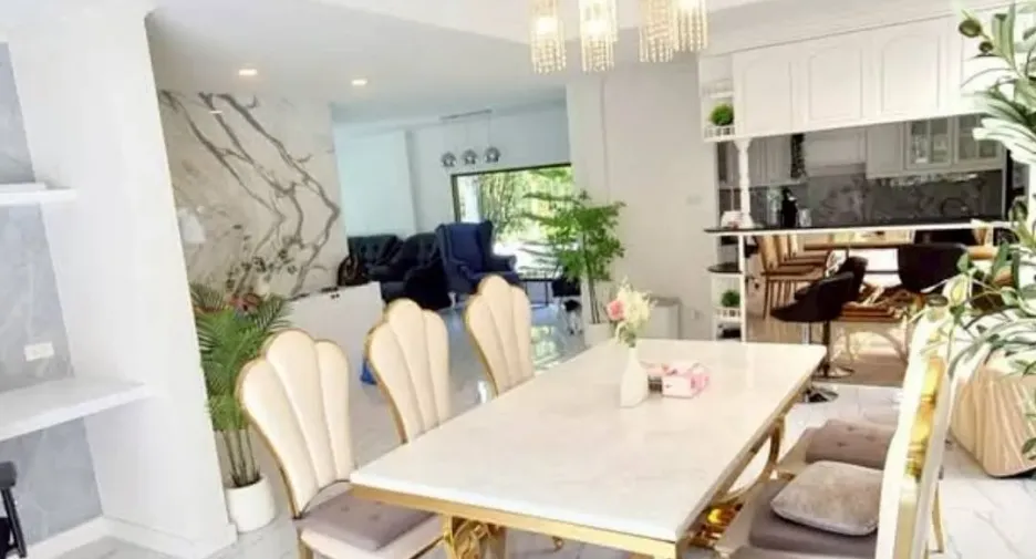 For rent 3 bedrooms house in Si Racha, Chonburi